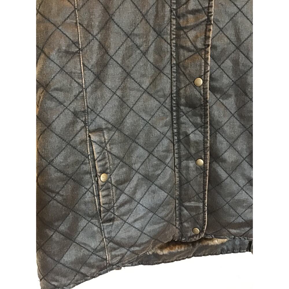 Outback Trading Company Vest Womens Size Large Canaberra Fur Quilted Lined Zip - Picture 6 of 9